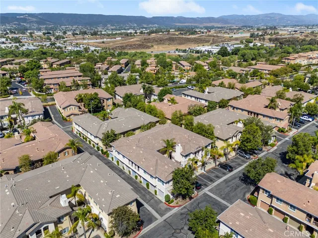 $405,000 | 26390 Arboretum Way, Unit 3004, Murrieta, CA 92563