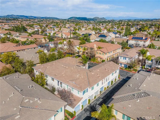 $405,000 | 26390 Arboretum Way, Unit 3004, Murrieta, CA 92563