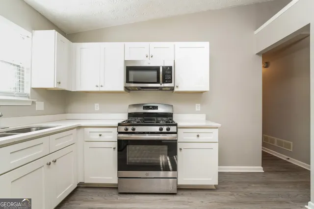 $1,850 | 5591 Sapphire Spring, Stone Mountain, GA 30088