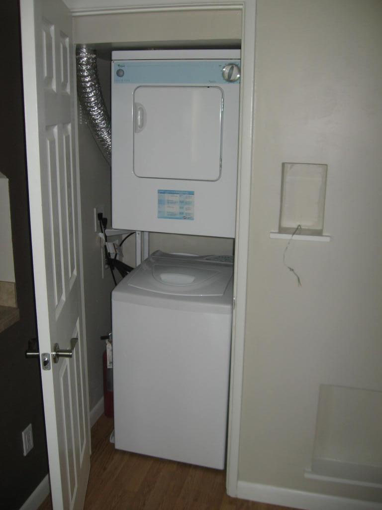 3500 North Hayden Road, Unit 1412 Scottsdale, AZ 85251 - Photo 15 of 15 Laundry