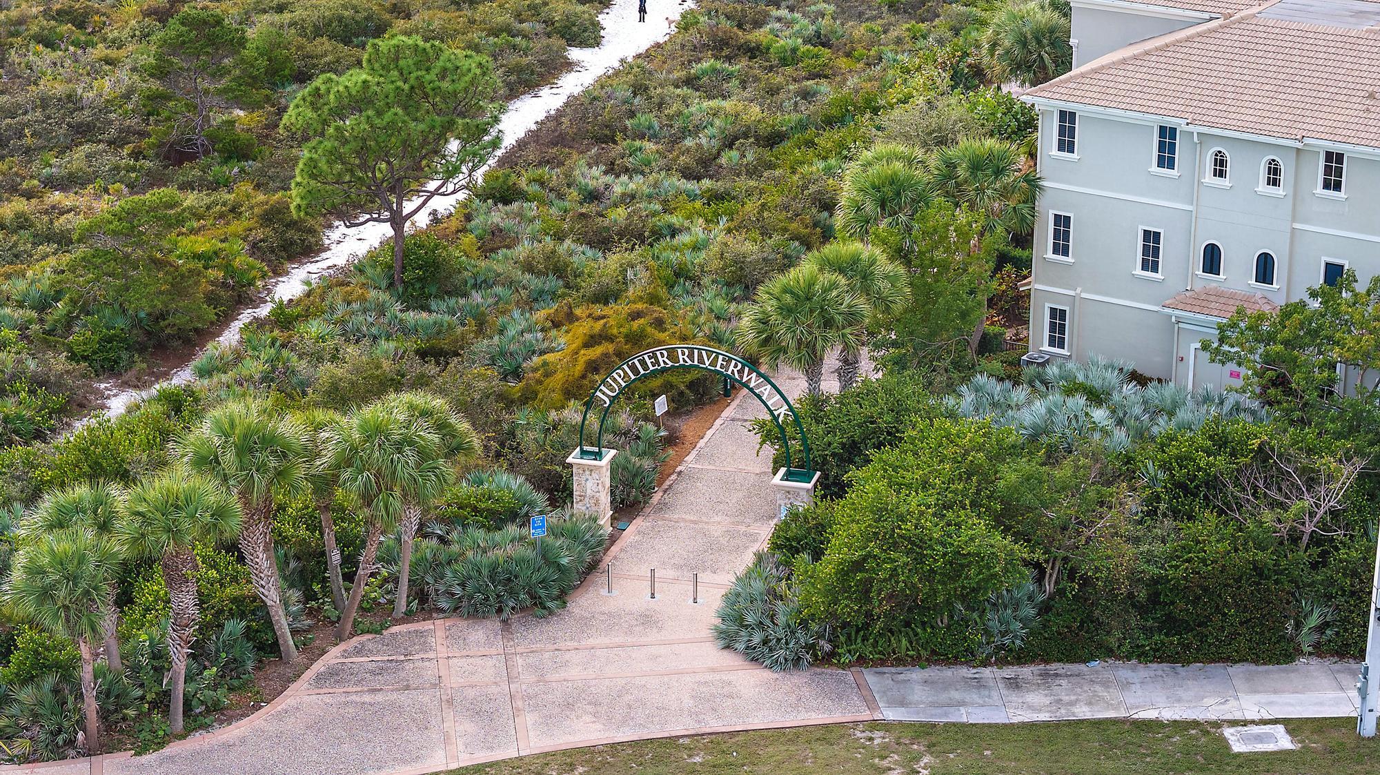 1605 Highway 1, Unit 303M1 Jupiter, FL 33477 - Photo 31 of 31 Aerial View