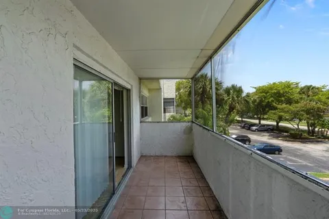$125,000 | 6075 North Sabal Palm Boulevard, Unit 301, Tamarac, FL 33319