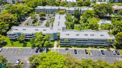 $125,000 | 6075 North Sabal Palm Boulevard, Unit 301, Tamarac, FL 33319