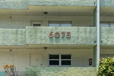 $125,000 | 6075 North Sabal Palm Boulevard, Unit 301, Tamarac, FL 33319