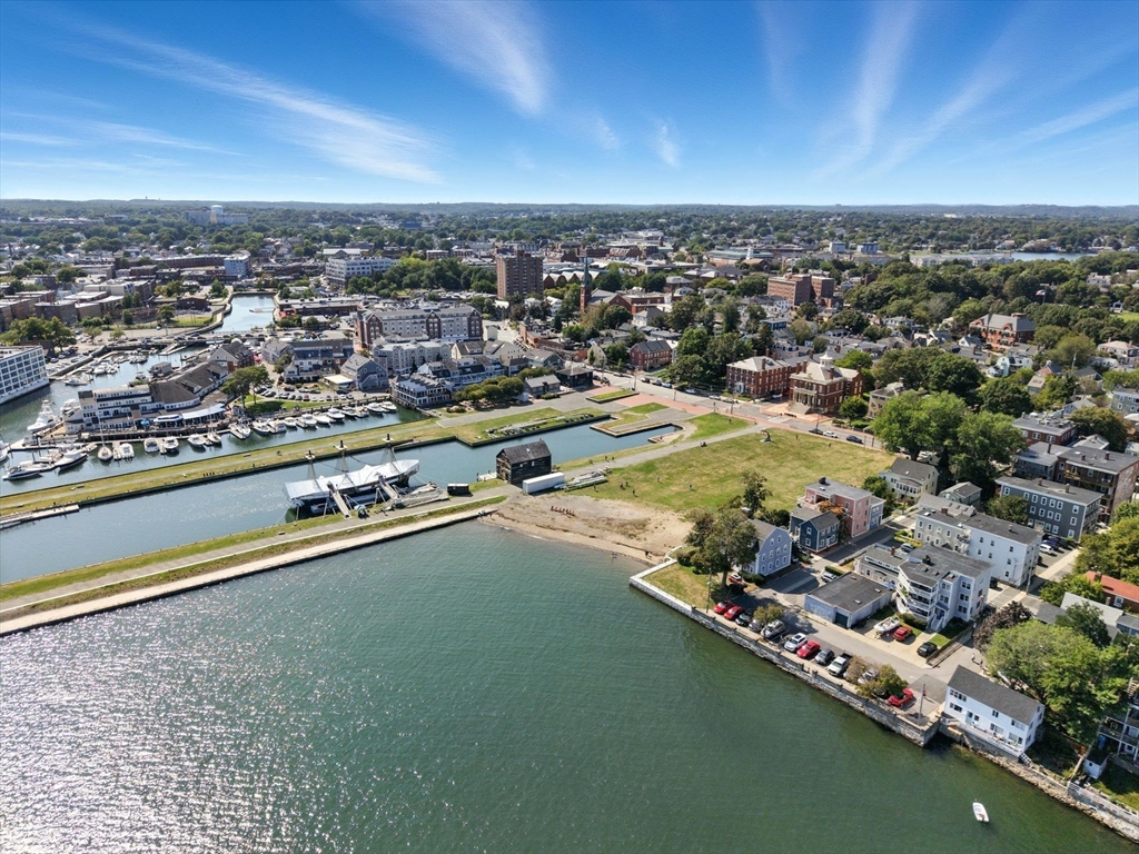 131 Derby Street, Unit 3F Salem, MA 01970 - Photo 2 of 37 a view of a city