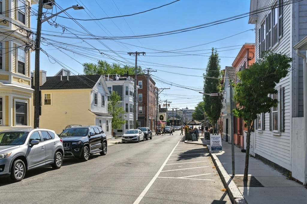 131 Derby Street, Unit 3F Salem, MA 01970 - Photo 34 of 37 a view of outdoor space