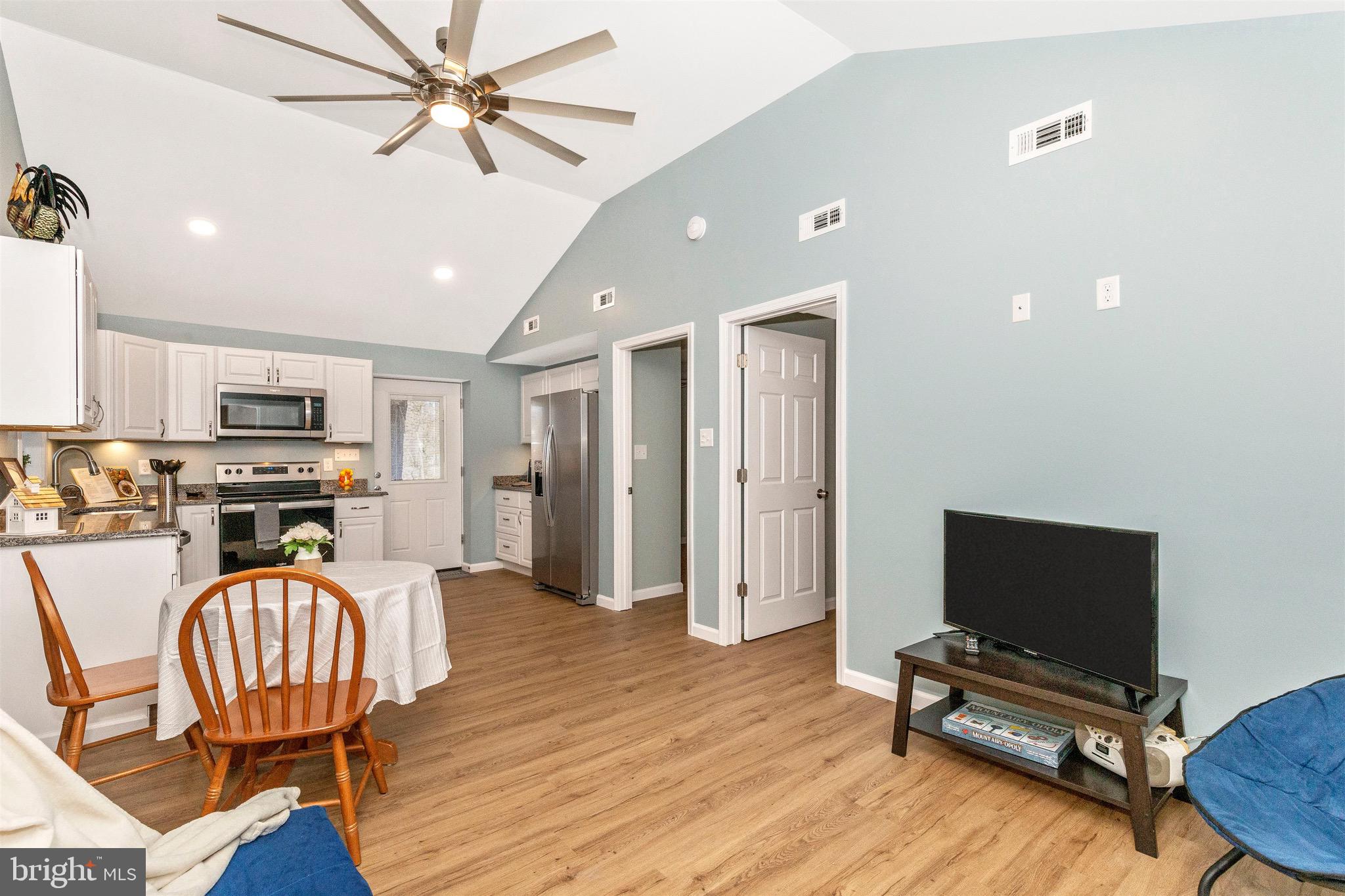 417 Twin Arch Road Mount Airy, MD 21771 - Photo 21 of 59 Extra Large, Modern Ceiling Fan