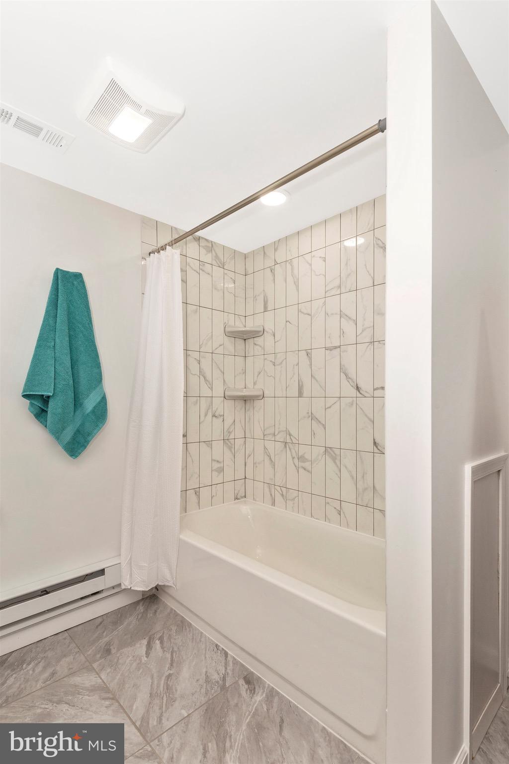417 Twin Arch Road Mount Airy, MD 21771 - Photo 28 of 59 Modern & Impressive Ceramic Tiles in Shower