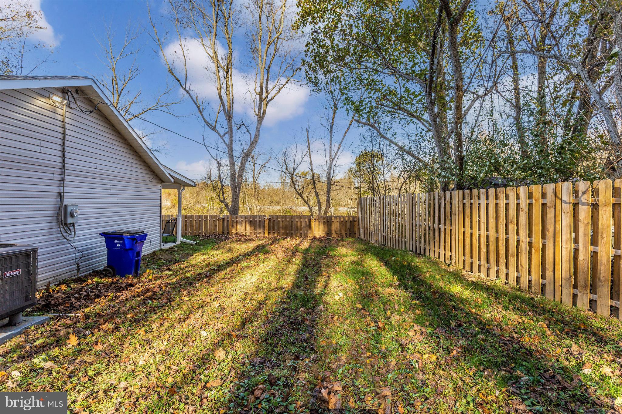 417 Twin Arch Road Mount Airy, MD 21771 - Photo 48 of 59 Side Yard View with Privacy Fencing