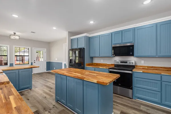 $2,850,000 | 1331 County Road 2071, Liberty, TX 77575