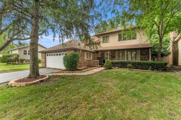 $299,900 | 1114 185th Place, Homewood, IL 60430