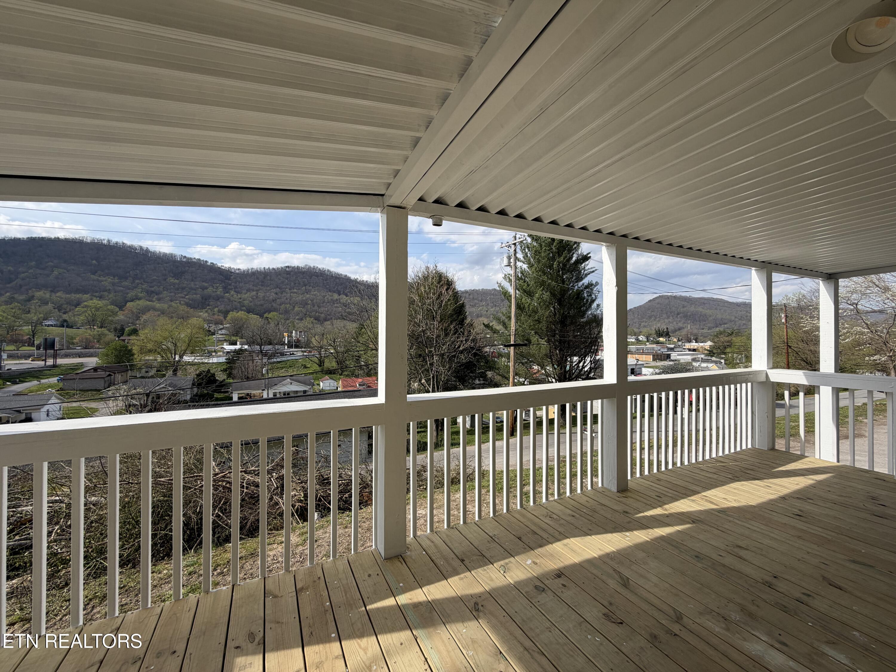 717 Cherry Street La Follette, TN 37766 - Photo 25 of 33 IMG_9464