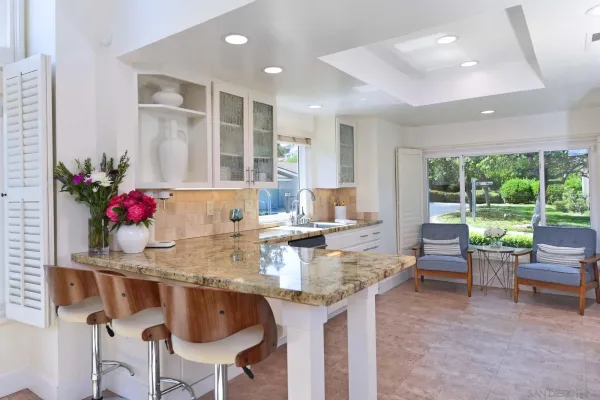 $1,575,000 | 2207 Caminito Cabala, La Jolla, CA 92037