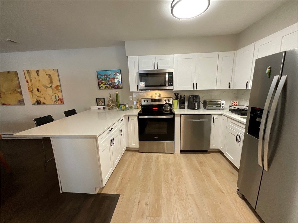 141 Edaville Court Warwick, RI 02886 - Photo 4 of 18