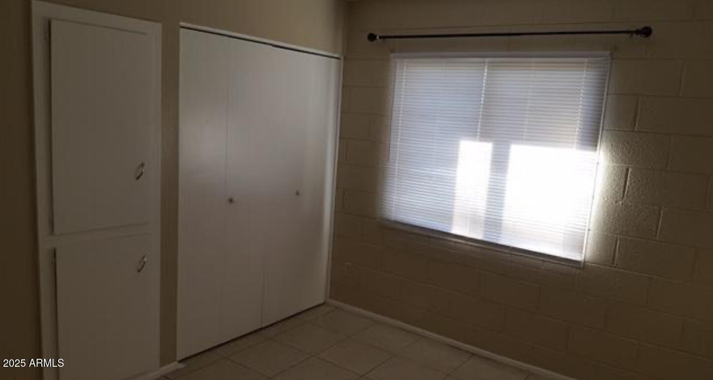 7109 West Wolf Street Phoenix, AZ 85033 - Photo 11 of 20 w2