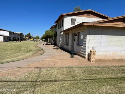 $139,500 | 7109 West Wolf Street, Phoenix, AZ 85033