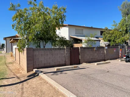 $139,500 | 7109 West Wolf Street, Phoenix, AZ 85033