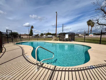 $139,500 | 7109 West Wolf Street, Phoenix, AZ 85033