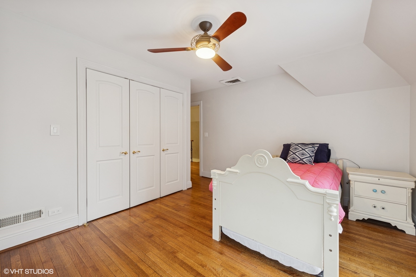 1435 Monroe Avenue River Forest, IL 60305 - Photo 26 of 38 a utility room with dryer and washer