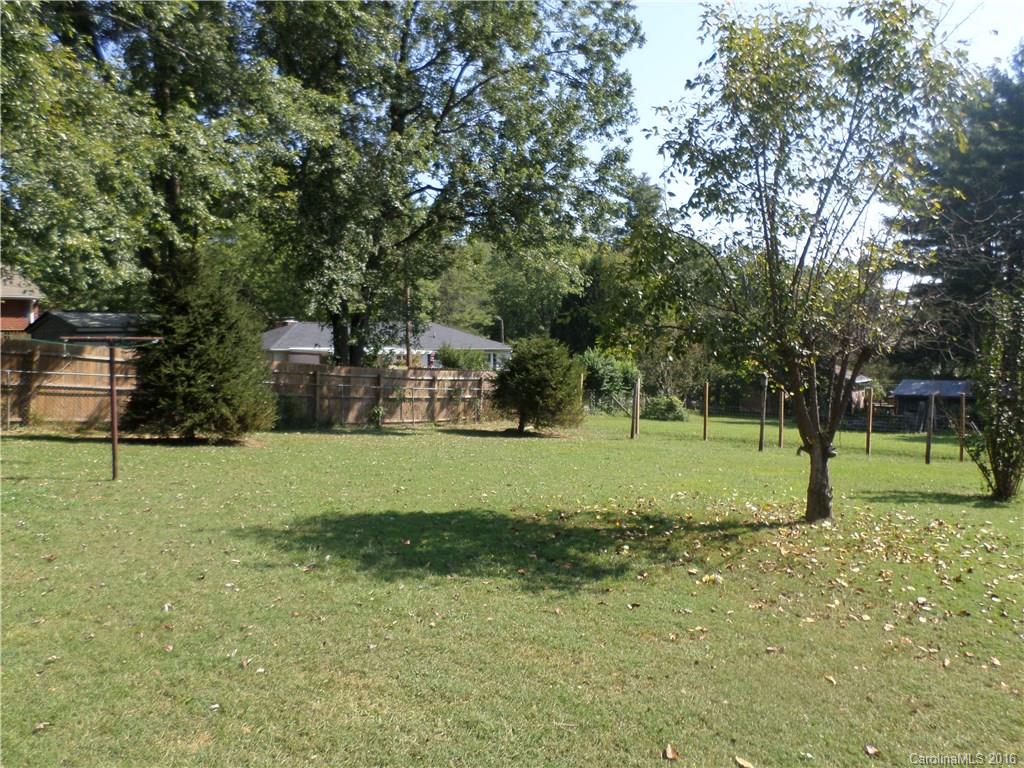 623 Higate Road Hendersonville, NC 28791 - Photo 20 of 21 Gallery Image 20