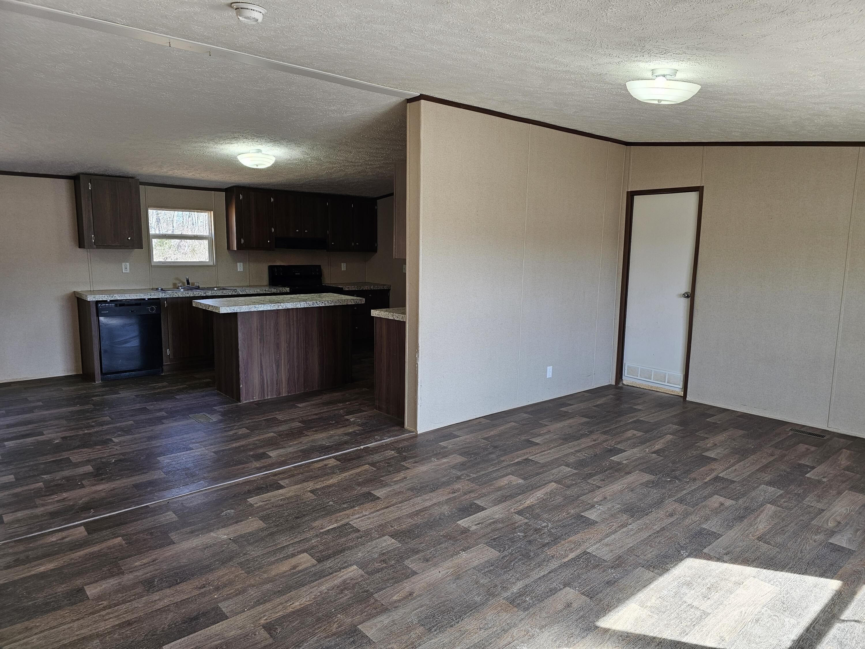 10866 Red Bird Road Williamsburg, KY 40769 - Photo 13 of 40 1000037191
