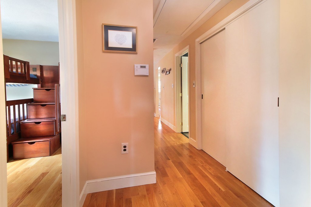 47 Marcia Road Wilmington, MA 01887 - Photo 14 of 24 Gallery Image 14