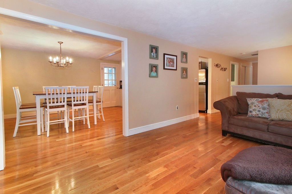 47 Marcia Road Wilmington, MA 01887 - Photo 6 of 24 Gallery Image 6