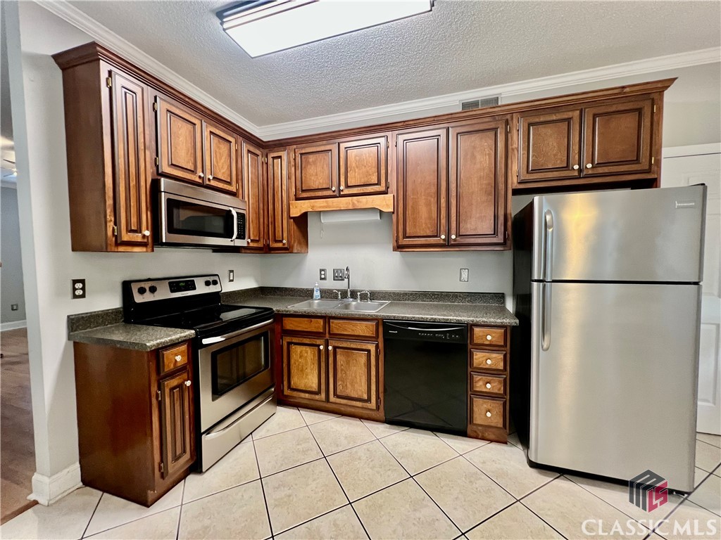 393 Old Epps Bridge Road, Unit 6 Athens, GA 30606 - Photo 10 of 23 Gallery Image 10