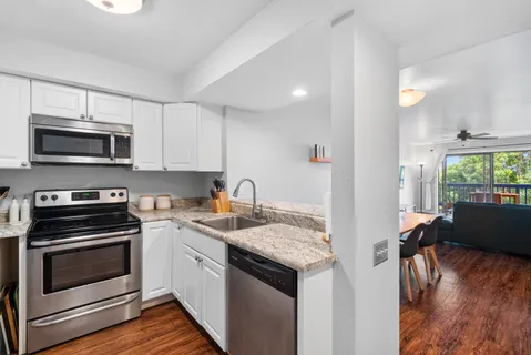 $463,000 | 77-6581 Sea View Circle, Unit 2C, Kailua-Kona, HI 96740