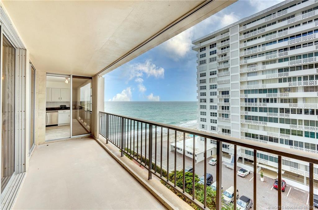 1180 South Ocean Boulevard, Unit 8B Boca Raton, FL 33432 - Photo 40 of 62 a view of a balcony