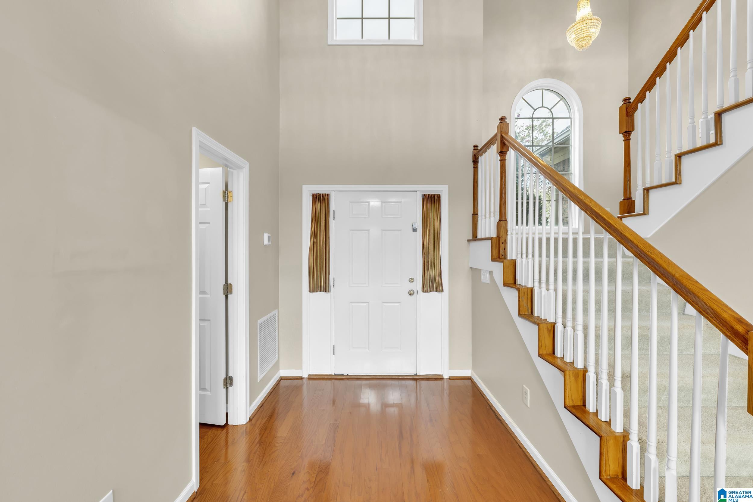 210 Beaver Crest Pelham, AL 35124 - Photo 7 of 36
