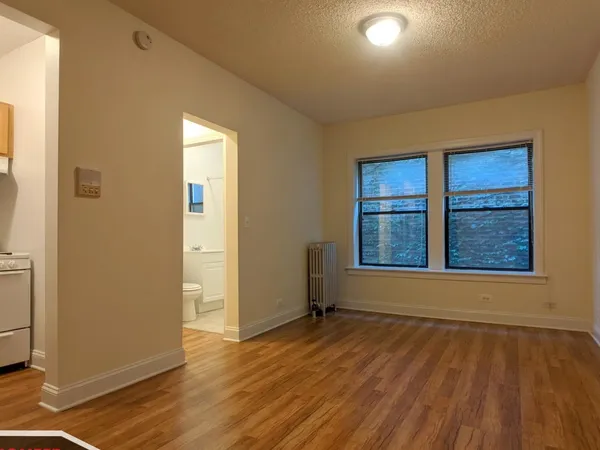 $1,250 | 1742 North Humboldt Boulevard, Unit 208, Chicago, IL 60647