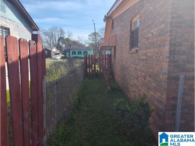 2016 Lee Terrace Southwest Birmingham, AL 35211 - Photo 8 of 25