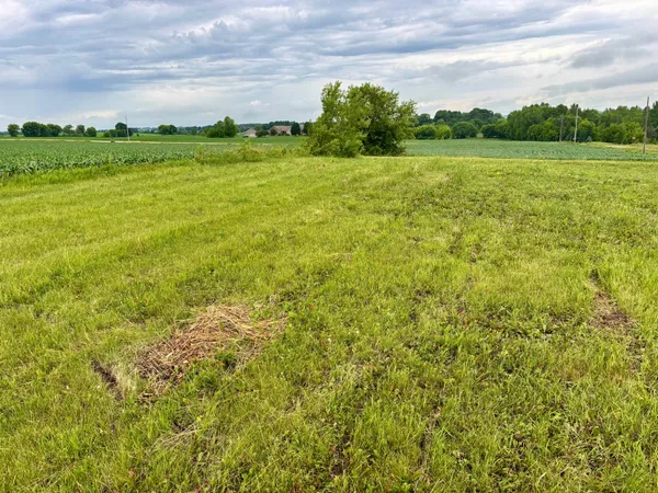 $79,900 | 7087 Nenno Road, Addison, WI 53002