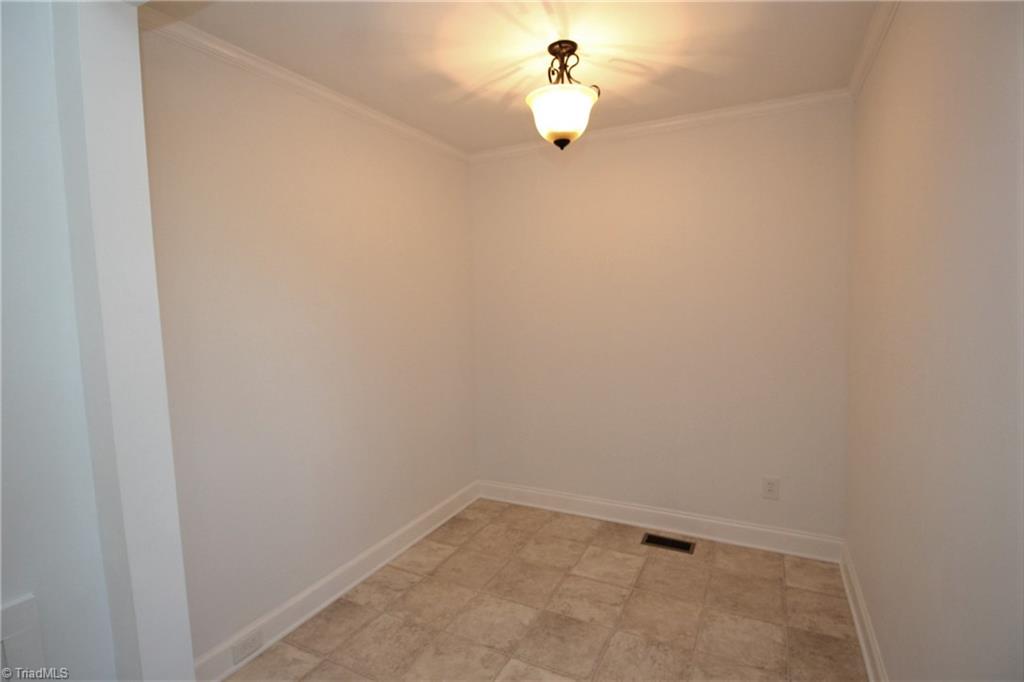 3065 Plantation Road Winston-Salem, NC 27105 - Photo 10 of 19 Gallery Image 10