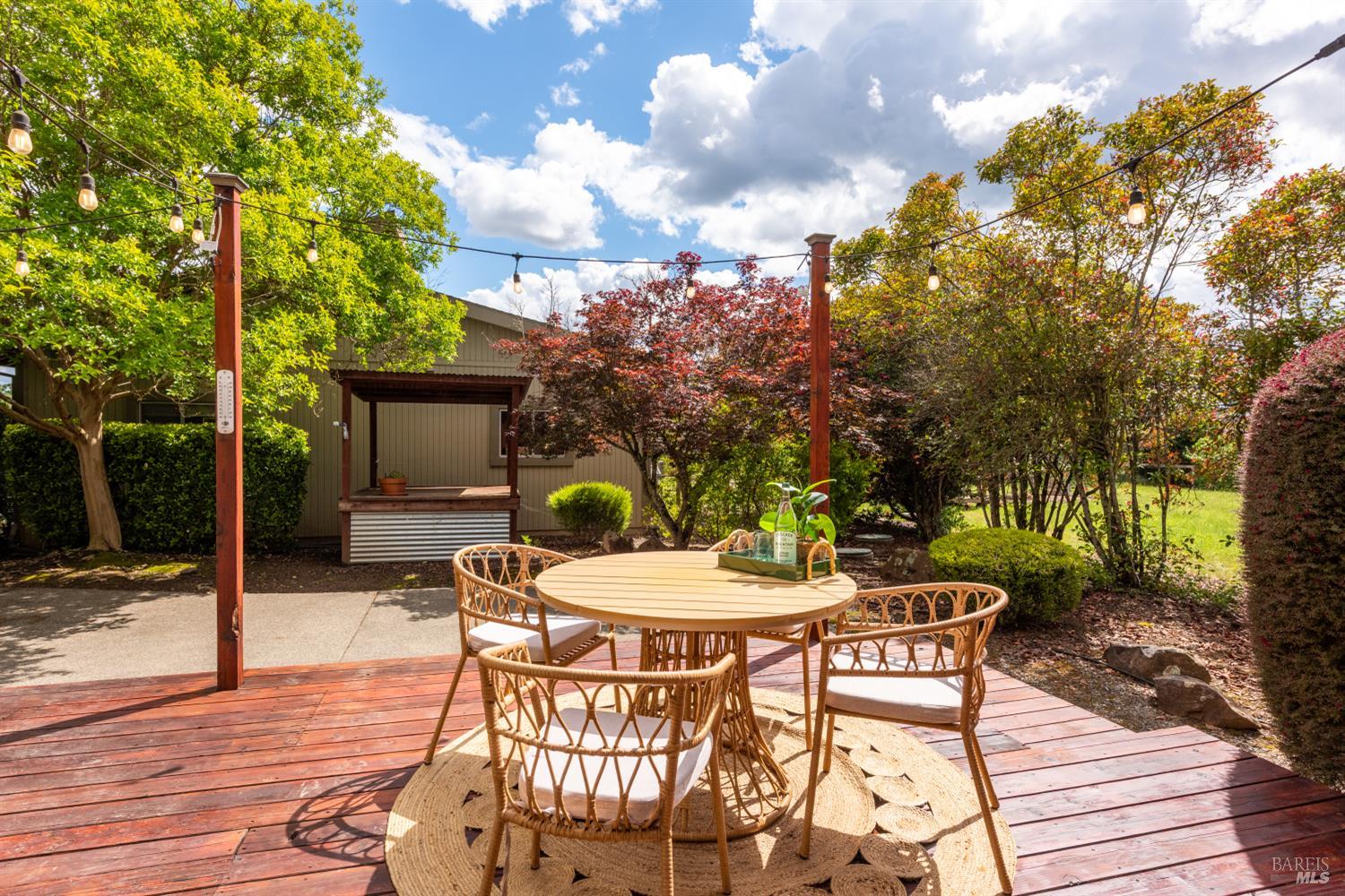 1084 Red Tail Road Healdsburg, CA 95448 - Photo 30 of 59