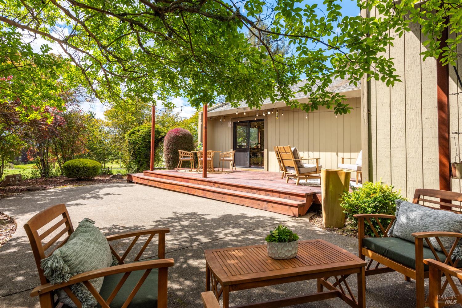 1084 Red Tail Road Healdsburg, CA 95448 - Photo 31 of 59