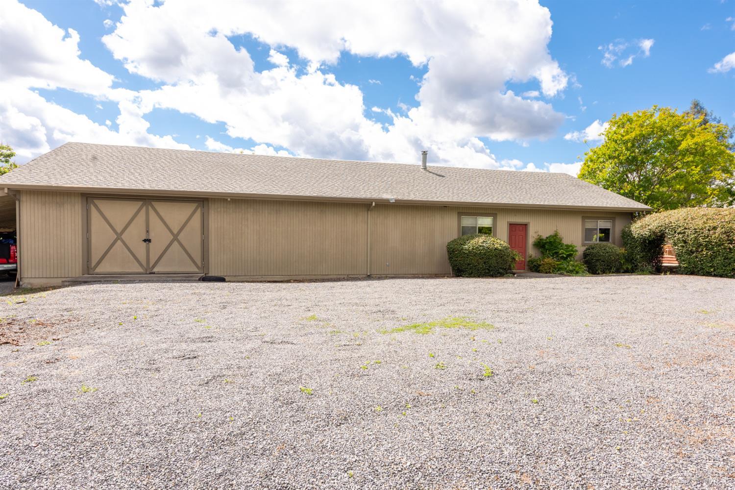 1084 Red Tail Road Healdsburg, CA 95448 - Photo 43 of 59