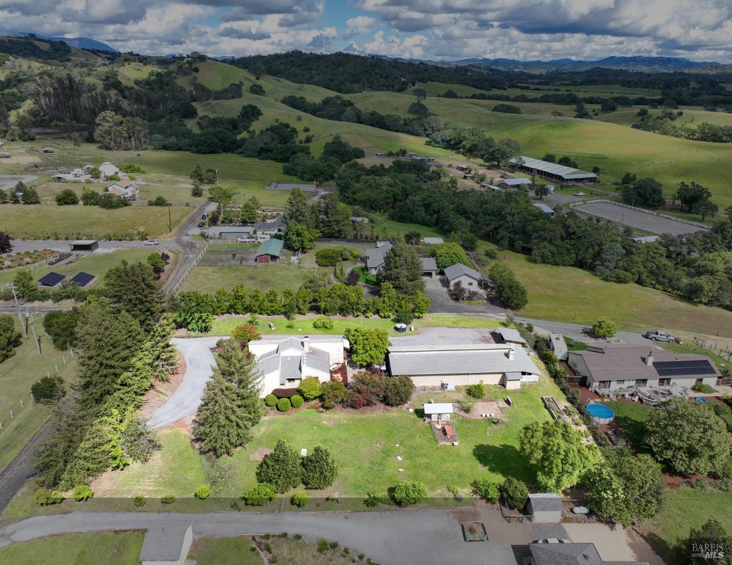 1084 Red Tail Road Healdsburg, CA 95448 - Photo 53 of 59
