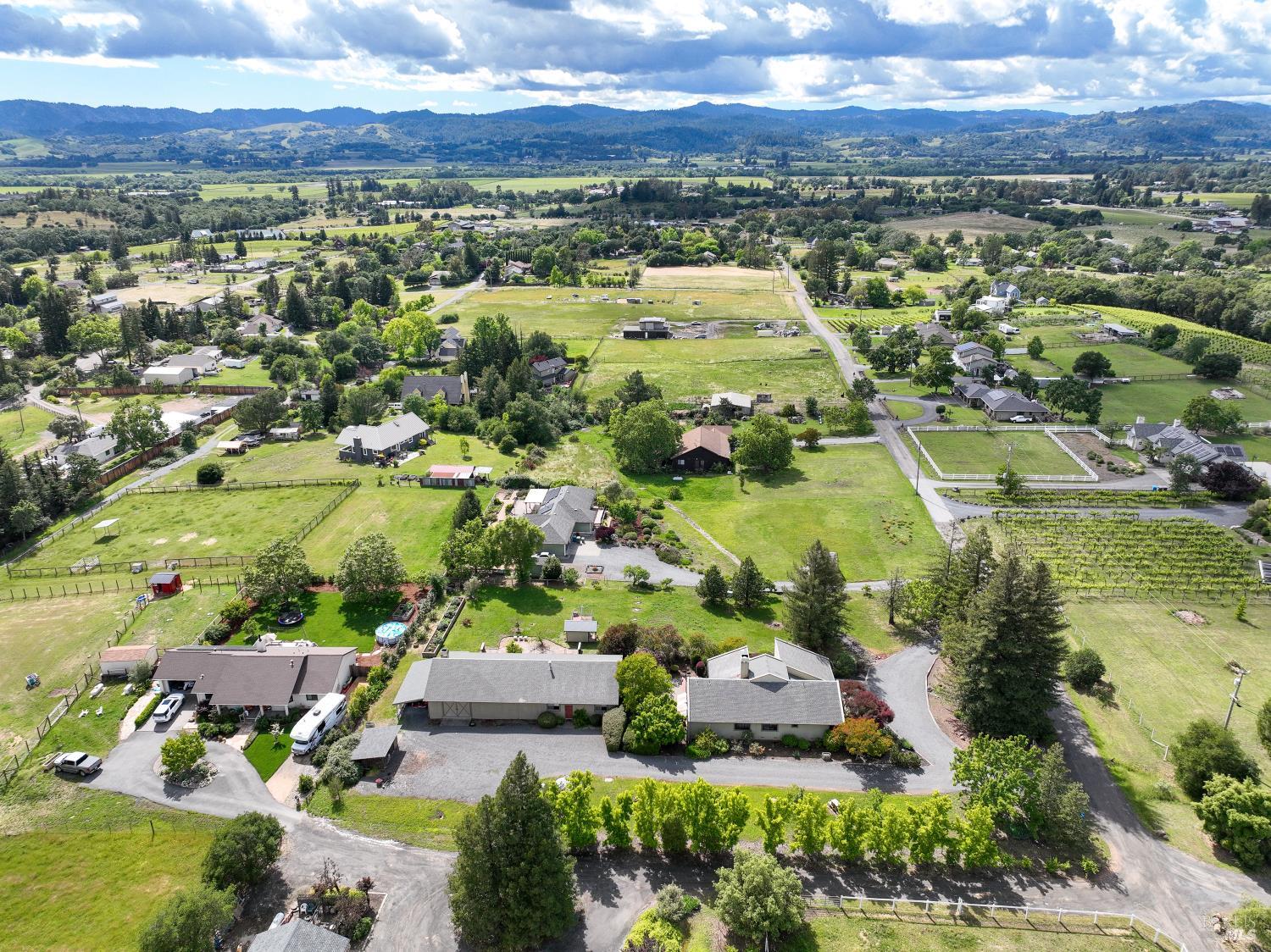 1084 Red Tail Road Healdsburg, CA 95448 - Photo 57 of 59