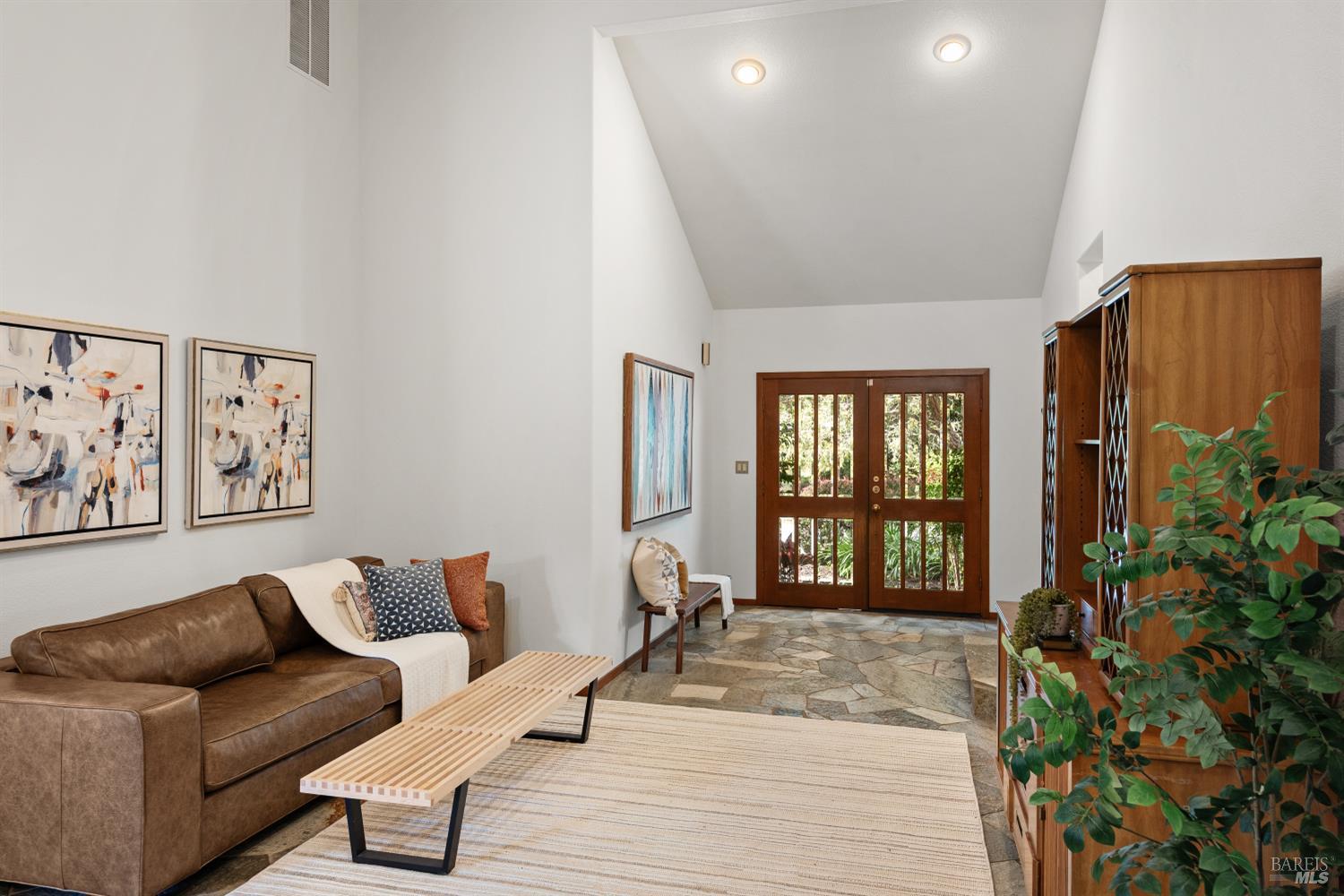 1084 Red Tail Road Healdsburg, CA 95448 - Photo 8 of 59