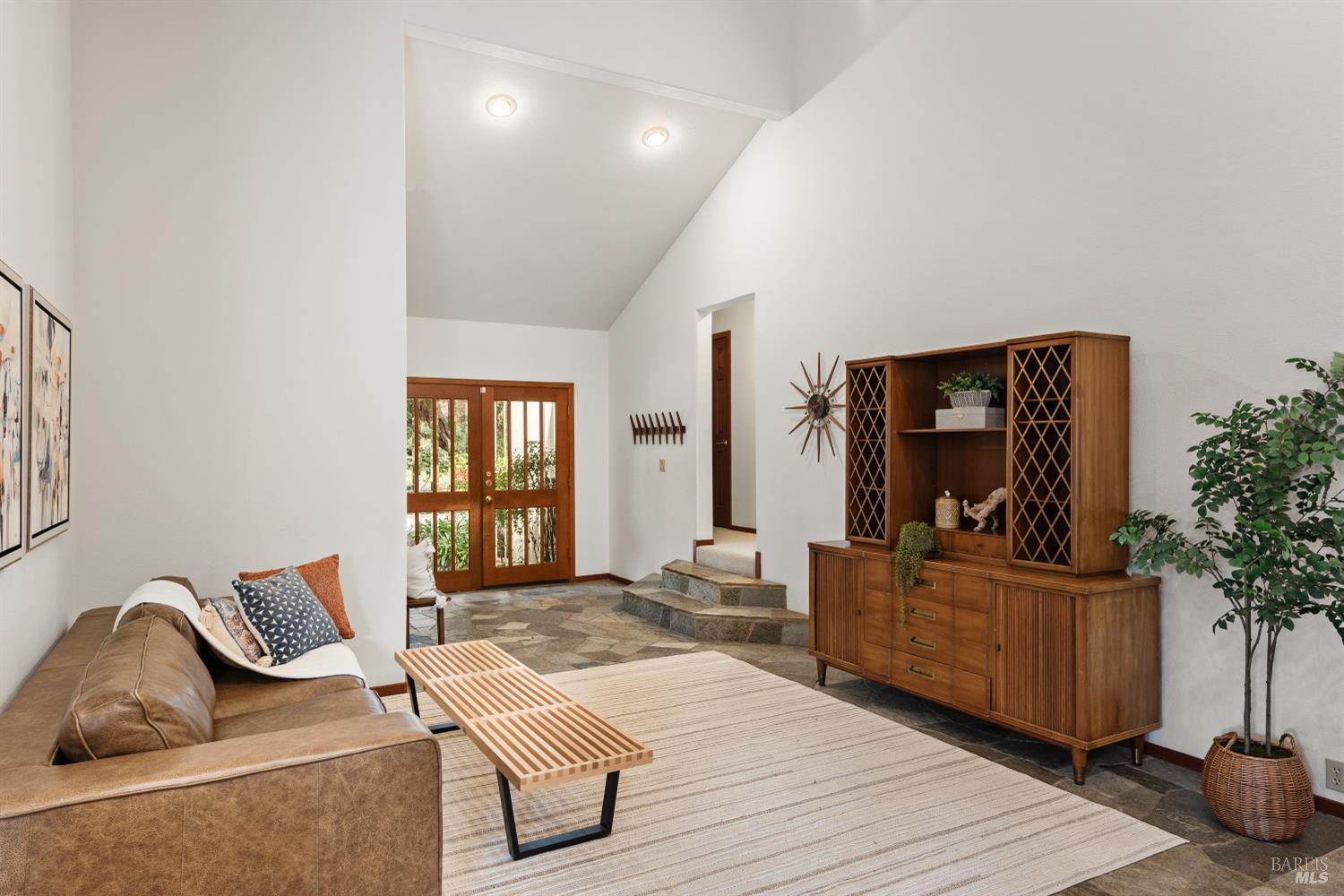 1084 Red Tail Road Healdsburg, CA 95448 - Photo 9 of 59