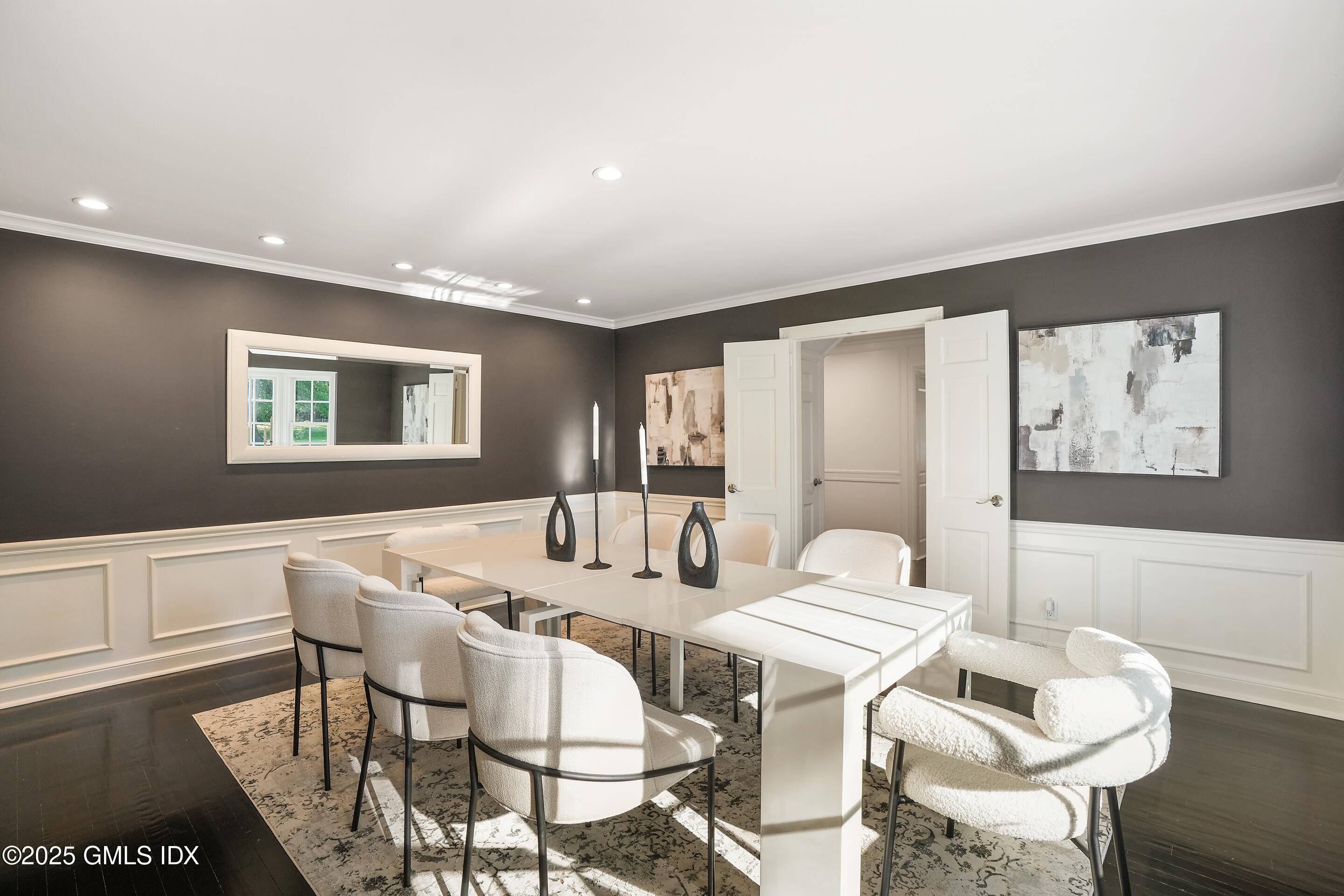 508 Round Hill Road Greenwich, CT 06831 - Photo 11 of 60 7IV02073_1