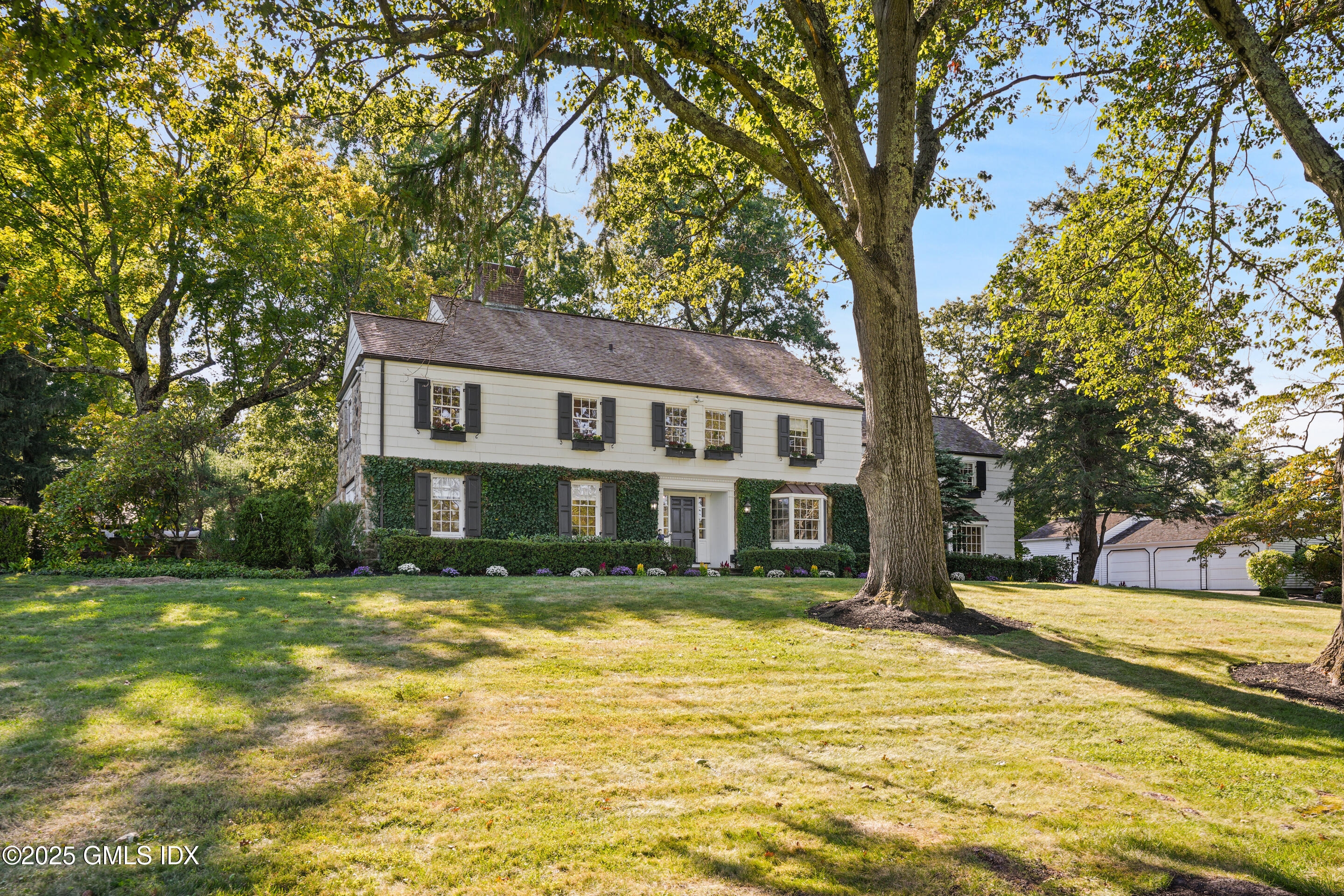 508 Round Hill Road Greenwich, CT 06831 - Photo 2 of 60 7IV01934_1