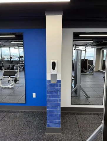 $2,350 | 555 Northeast 15th Street, Unit 25G, Miami, FL 33132