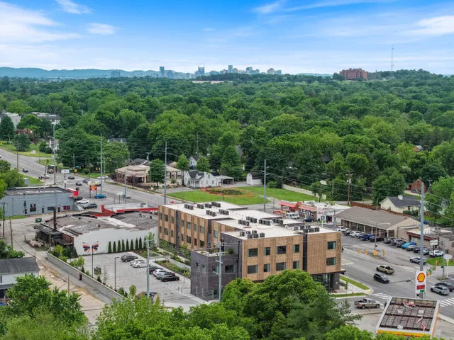 $300,000 | 1090 Haysboro Avenue, Unit 109, Nashville, TN 37216