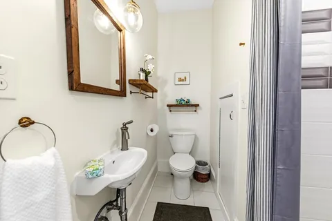$1,075,000 | 36 Oak Street, Unit 1, Somerville, MA 02143