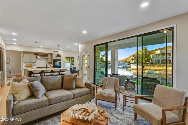 $1,297,000 | 5286 West Lone Cactus Drive, Glendale, AZ 85308