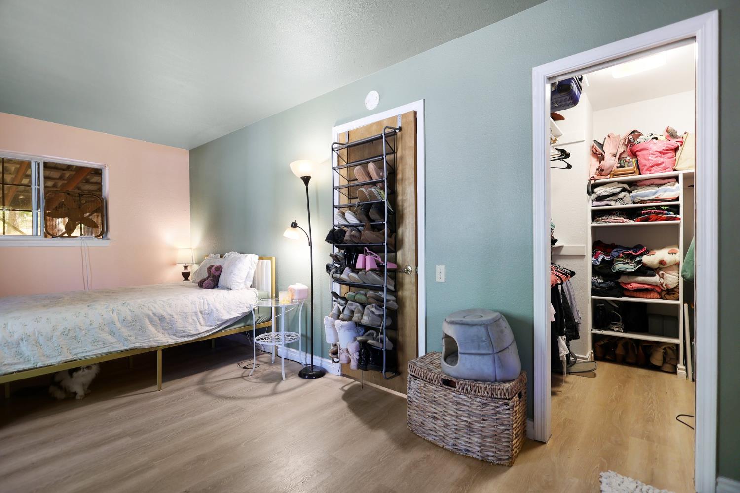 21800 Cedar Ridge Road Manton, CA 96059 - Photo 25 of 35 a bedroom with a bed and a window