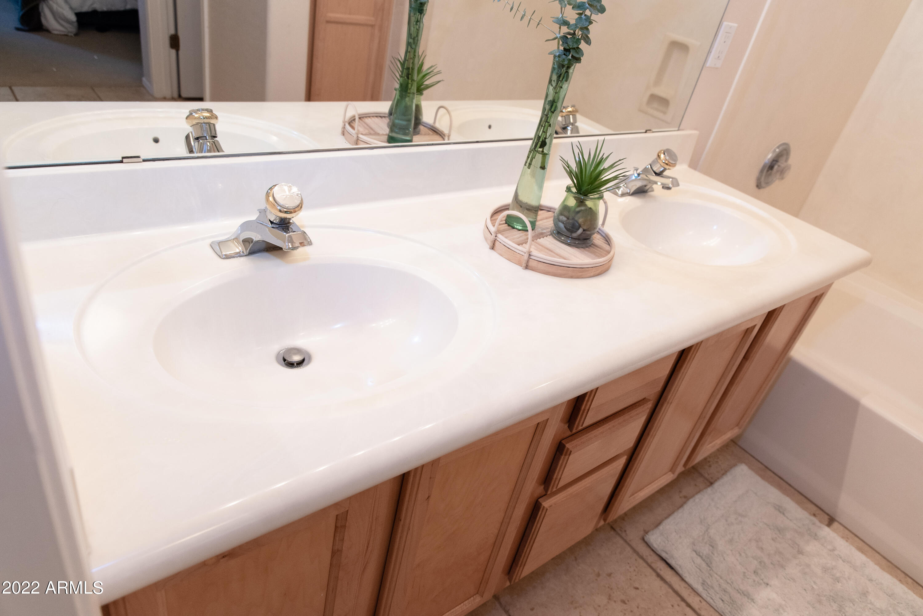 9065 East Gary Road, Unit 105 Scottsdale, AZ 85260 - Photo 9 of 32 Main Bath